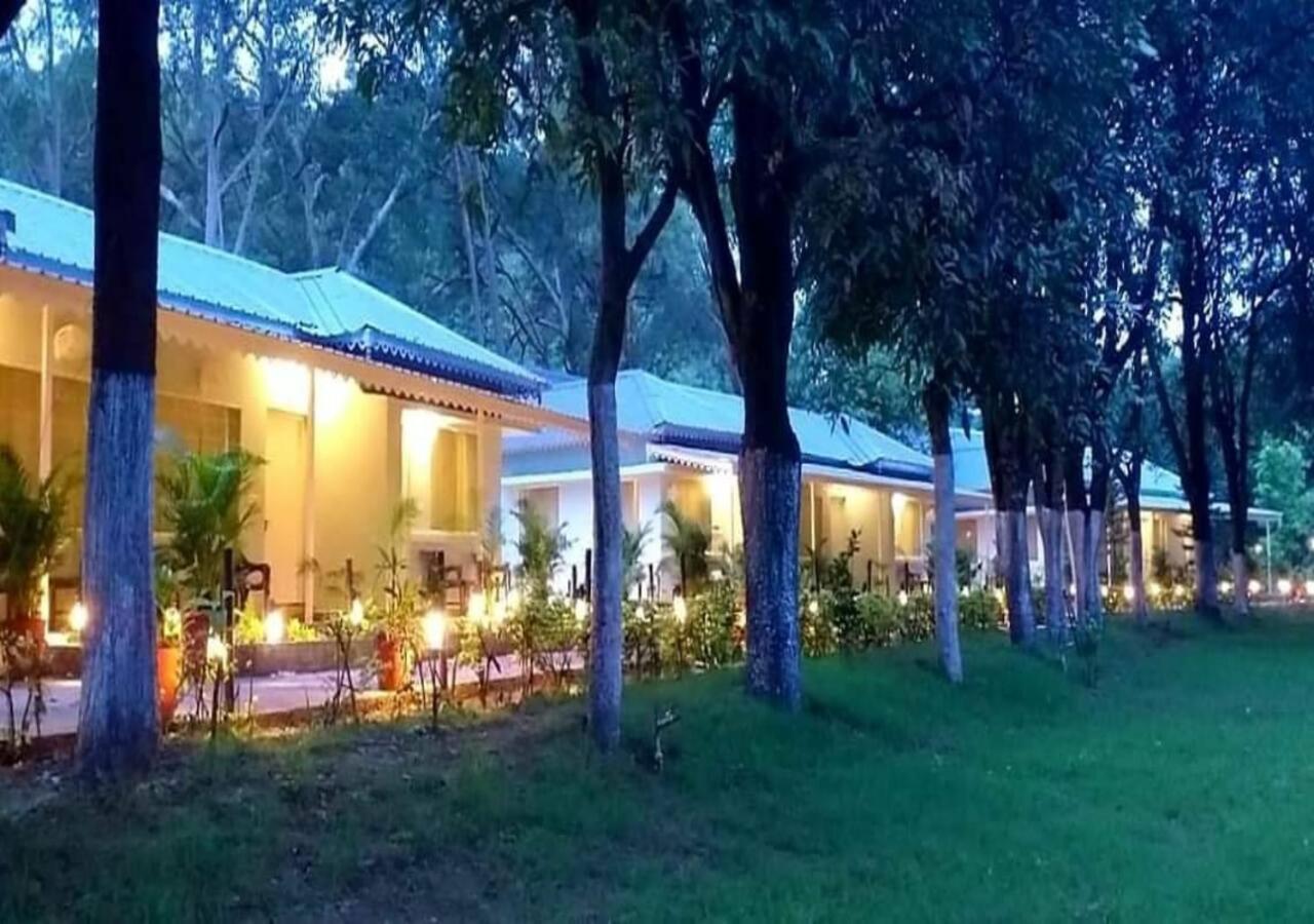 Greendale Resort Pachmarhī Exterior foto
